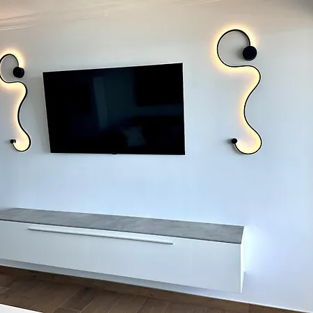 2 Schlafzimmer Direkt Am *